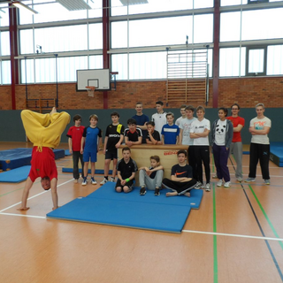 pakur-2 Montessori-Schulzentrum Leipzig - Neuigkeiten - Doppelkat, Pasmurai und Fliptricks